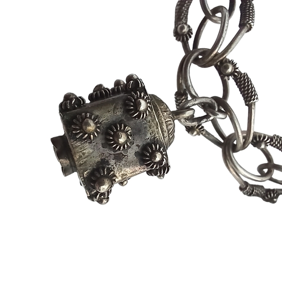 Vintage Entruscan Rare 5 Charm Bracelet 800 Silver Antique Blue Castlecore - Picture 7 of 12